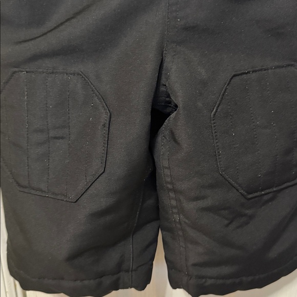 Wonderkids Classic Black bib snow pants for toddler - Picture 3 of 8